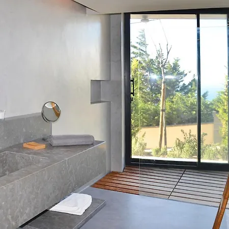 Charneca Sleeps 10 Pool Wifi 빌라